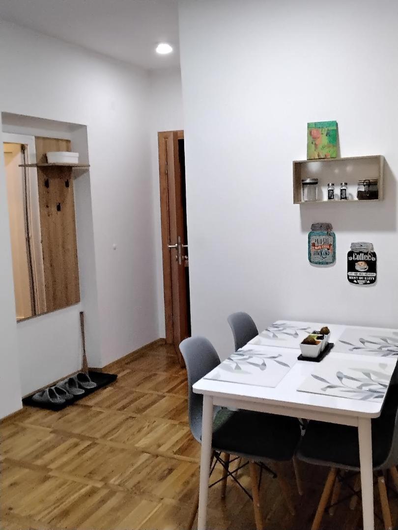 Fina Apartman Leskovac  Exterior foto